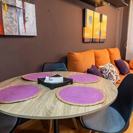 Διαμέρισμα En Delicias 'hector' - Parking Incluido *